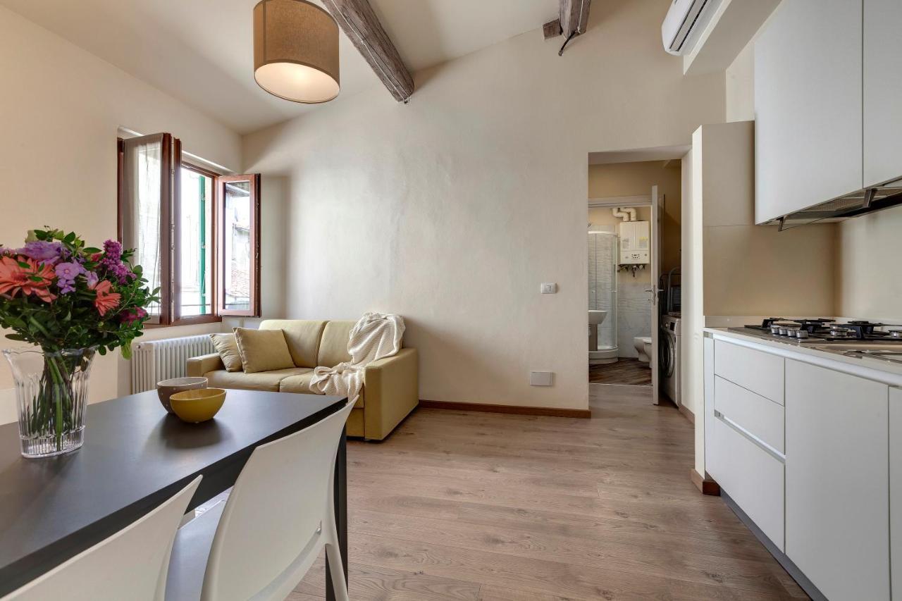 Santa Reparata Apartment By Mamo ฟลอเรนซ์ ภายนอก รูปภาพ